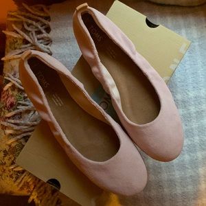 Toms Olivia Blush Suede flats New